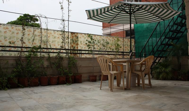 Jeraths Villa Bed And Breakfast Делі Екстер'єр фото